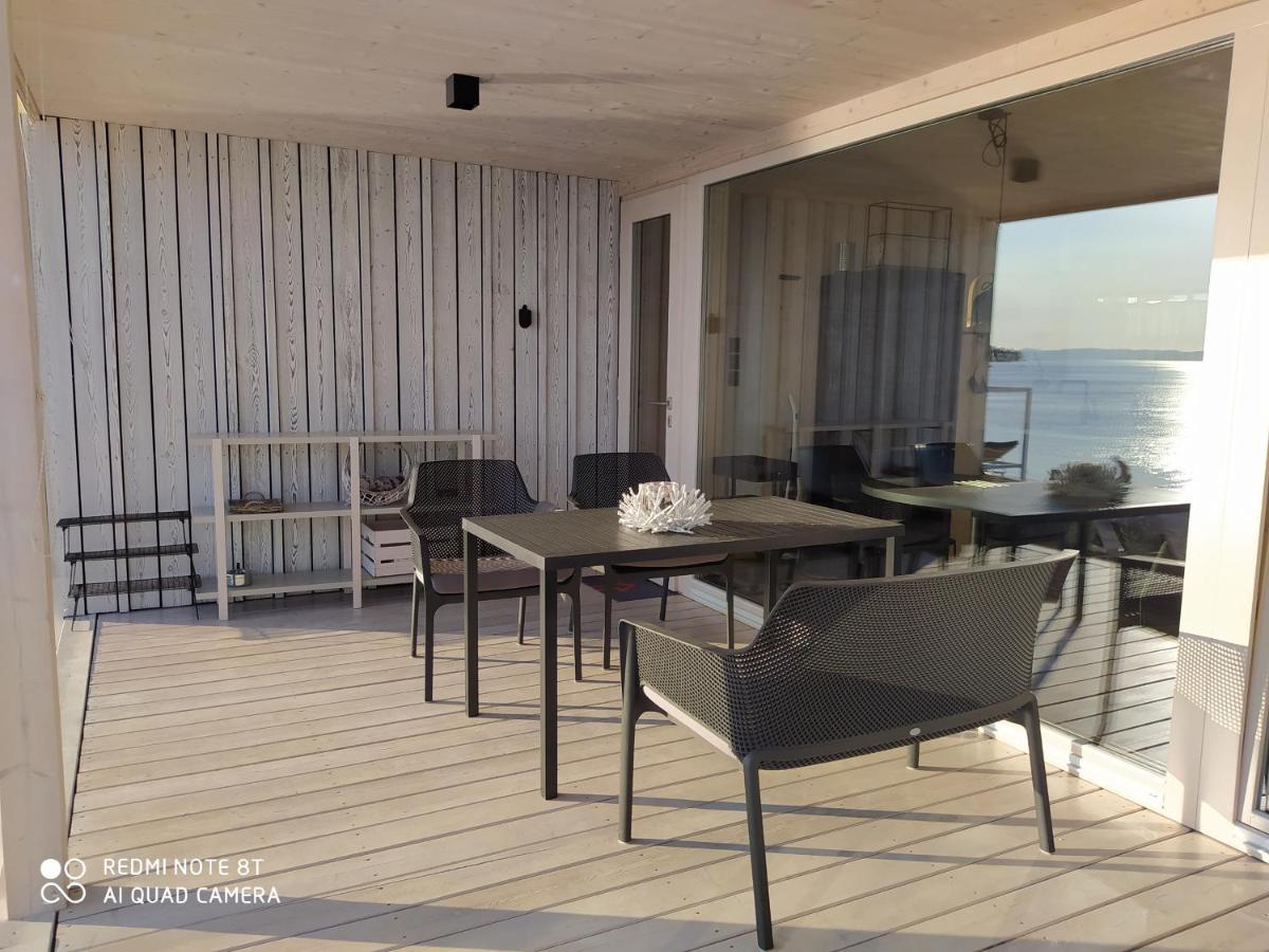 Villa On The Beach Пакоштане Экстерьер фото